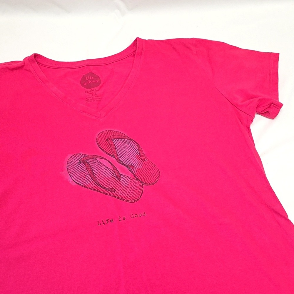 Life is Good Crusher Tee Women Large Pink V-Neck‎ Flip Flop Graphic T-Shirt
